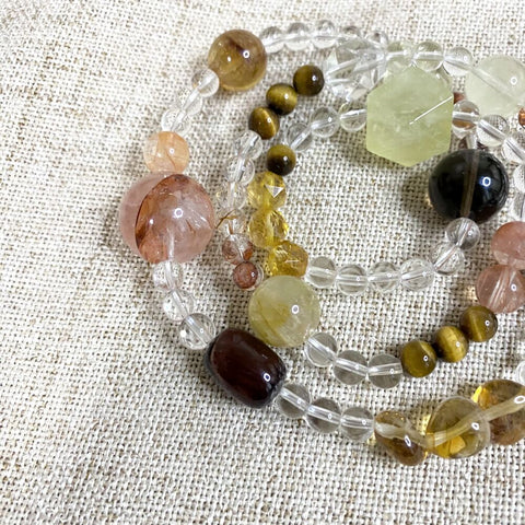 Crystal Triple Circle Bracelet - Symbol of Stability and Inclusivity